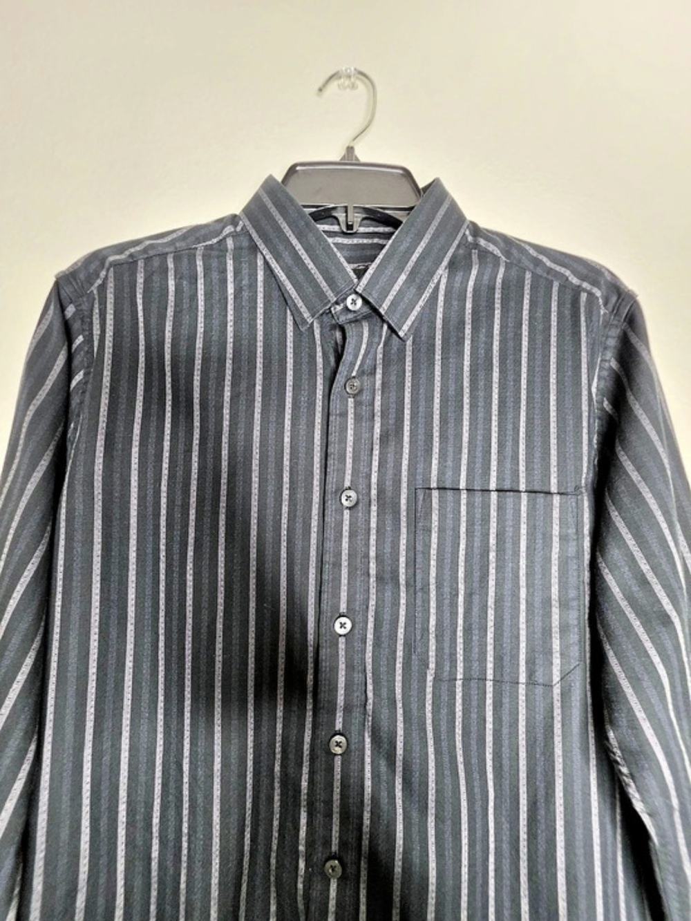 Louis Philippe Men's Black/Gray Striped Regular Fit Dress Shirt 40cm/M Cotton